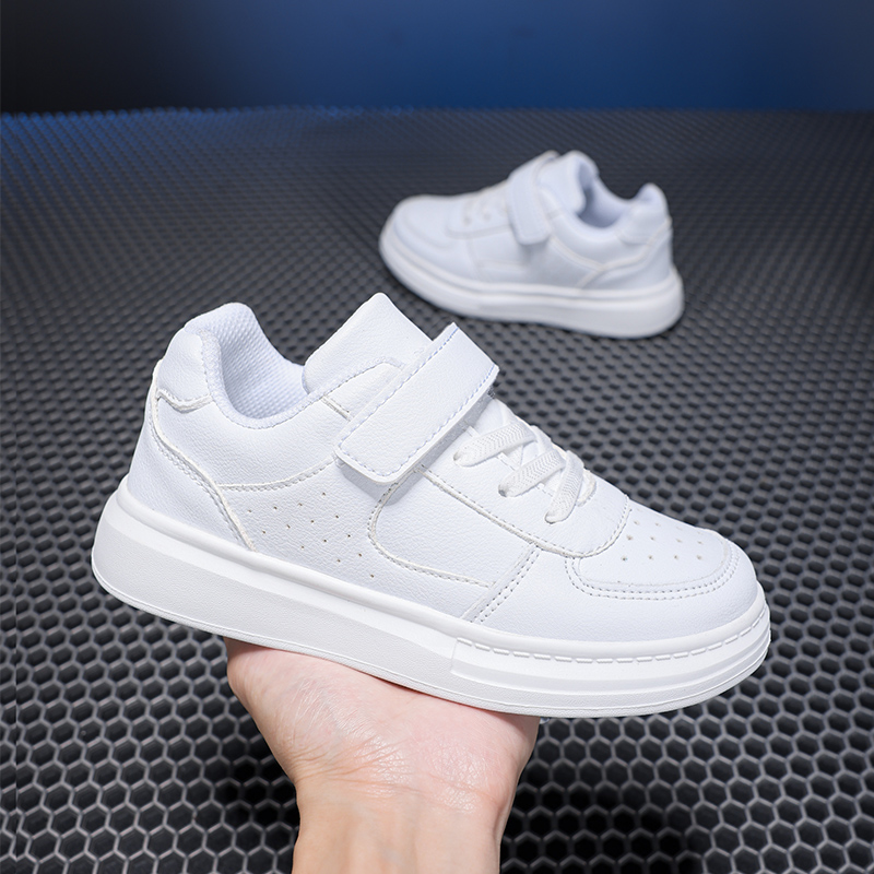 รองเท้าผ้าใบระบายอากาศเด็กหนุ่ - Badminton Junior บทวิจารณ์และราคา